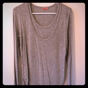 Long sleeve breastfeeding shirt!!